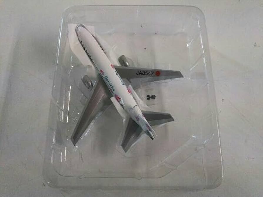 Amazon.co.jp: 1/400 DC-10 JALWAYS リゾッチャ紫 JA8547 DoDo