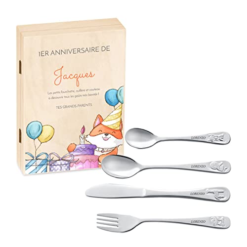 Maverton Set de Couverts De Table Bebe 1 An personnalisé dans boîte en bois imprimée - Couvert Enfant Inox Animal - Cadeau Enfant 1 an anniversaire - Cadeaux bébé - Coutellerie gravée - Cadeau