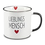 Modern ? Unsere moderne Kaffeetasse aus Steinzeug, besticht durch ihre schlichte Form. Sie ist der perfekte Begleiter zum Start in den Tag, unabhängig davon ob im Büro oder zu Hause.