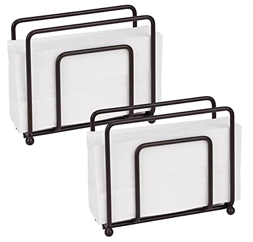 Porte-serviettes marron pour optimiser une petite salle de bain