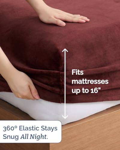 Image of Fleece Sheets King Size Set - 4-Piece Velvet Flannel Sheet Set - Burgundy