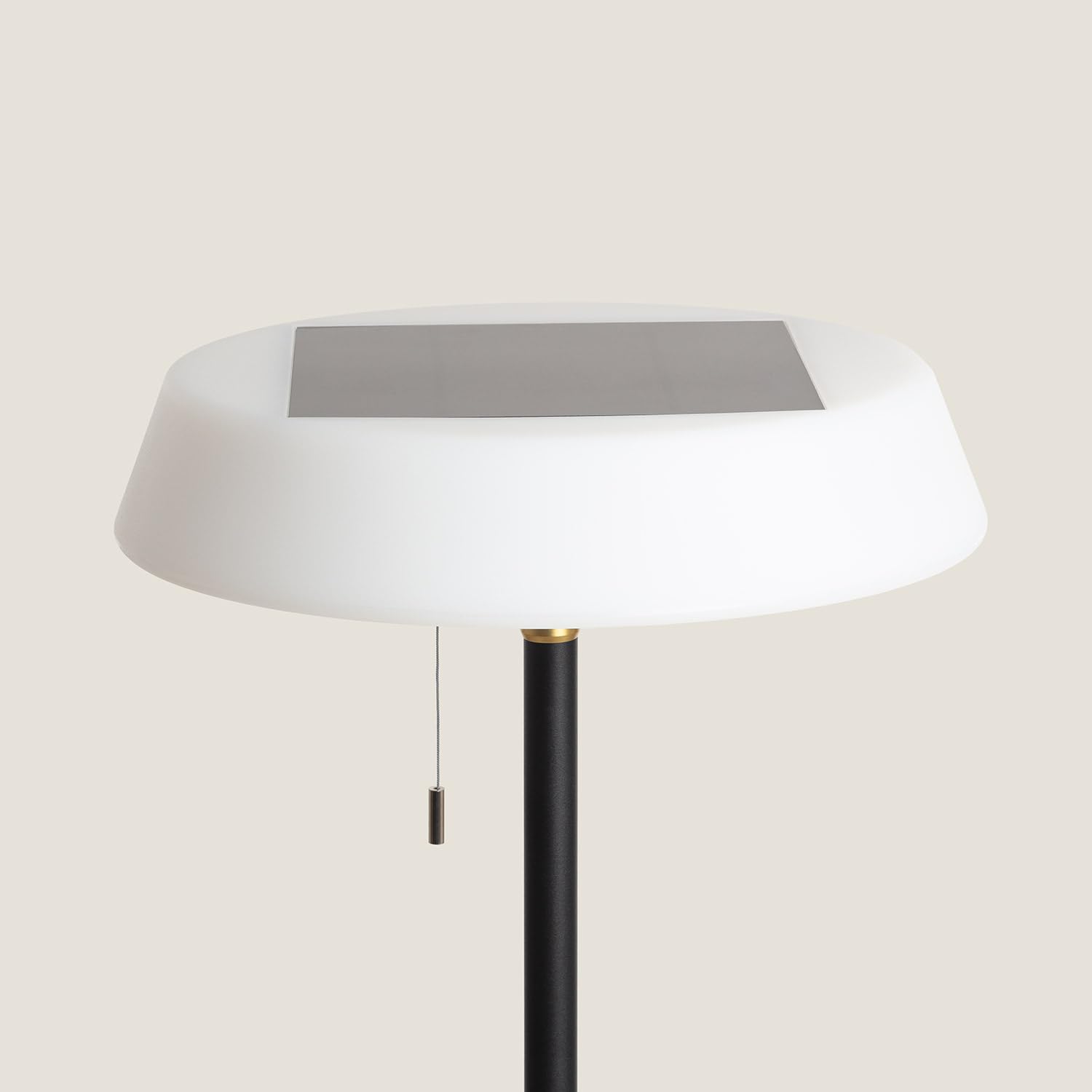 LEDKIA LIGHTING Lámpara de Pie Solar Exterior LED 2.6W Aldana Negro