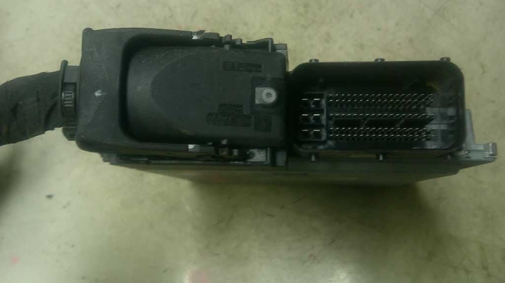 Engine ECM Control Module 2.0L Turbo Fits 17-19 Compatible with Audi A4 06L 907 425 B 06L907425B