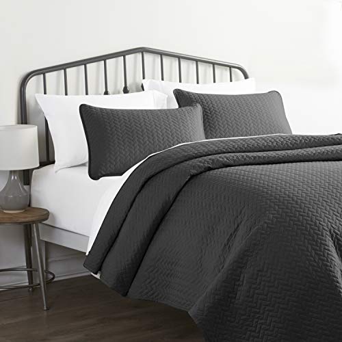 Linen Market 3 Piece Gray Quilt California King Size Bed Set - A Lightweight Bedspread & Machine Washable Quilts - Includes Quilted Coverlet and Two Pillow Shams - Perfect Bedding Quilts