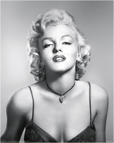 LAMINATED Marilyn Monroe Diamond b/w Close Up Mini Poster Measures 20" x 16" (50 x 40 cm)