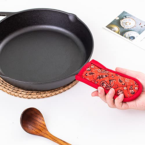 Cast Iron Skillet Handle Covers,Pot Handle Covers Heat Resistant,Pot Holders For Kitchen Heat Resistant,Machine Washable Handle Mitts 2 Pcs (Red Paisley) #TOP1