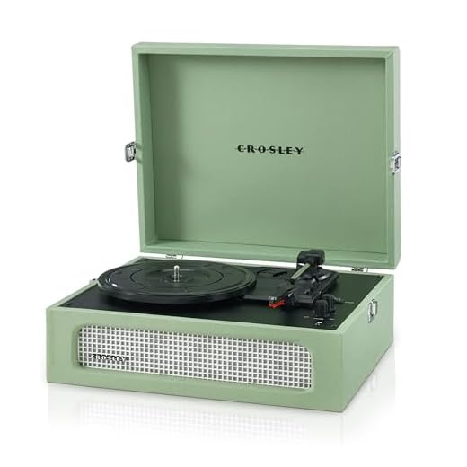 Crosley Voyager Plattenspieler mit 2 Lautsprecher, Bluetooth In & Out und AUX - 3 Speed Retro Schallplattenspieler - Für 7", 10" und 12" Vinyl - Tragbar mit Integriertem Koffer - Salbei