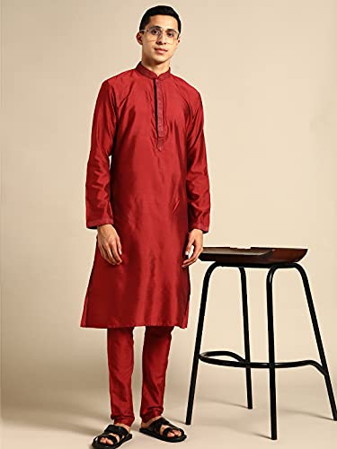 Image of Rajubhai Hargovindas Men's Banarasi Cotton Silk Thread Work Kurta Set With Churidar