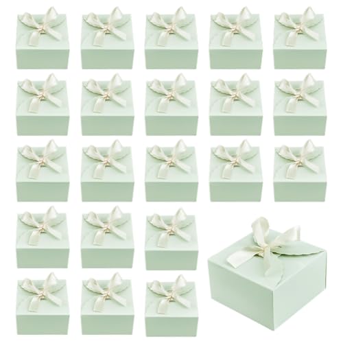 PH PandaHall 30pcs Noël Boîte Cadeau Coffret en Papier Pliable Petite Boîte à Bonbons Boîtes D'Emballage Cadeau avec Ruban pour Fête Mariage Fiançailles Saint-Valentin Fête des Mères Vert Pale 9x9x5cm