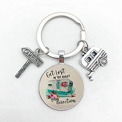 Amazon Co Jp キーホルダー かわいいキーホルダーカンペールキーホルダー I愛キャンプキーホルダー トレーラー道標キーホルダー 休暇旅行記念ギフトキーチェーン キーホルダー キーチェーン キーリング Color 8 車 バイク