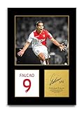 falcao futsal salary ✯ PRÊT À OFFRIR - Nos tirages A4 (297 x 210 mm) sont livrés sans cadre sur un élégant support noir mat. Légers, mais de qualité supérieure, ils sont parfaits pour un anniversaire, Noël ou toute autre occasion !