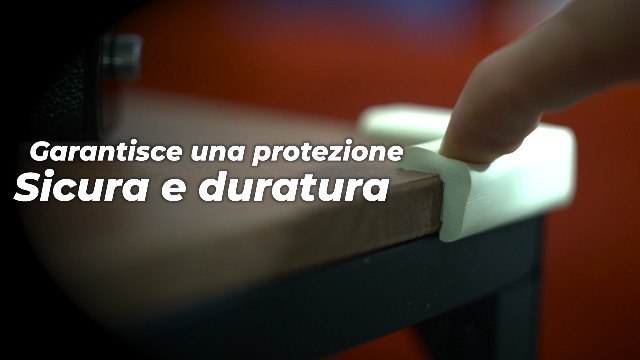 Paraspigoli Per Bambini 5/3 Metri Striscia Protezione con 4 Pezzi Protezioni Anti-spigolo
