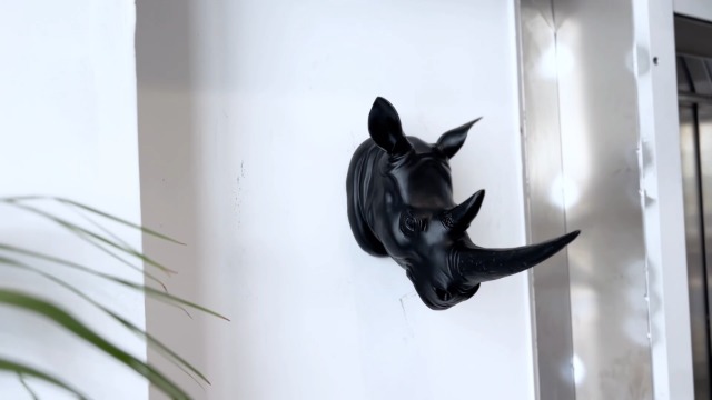 Amazon.com: YL Crafts-Resin Rhino Head Sculpture Animal Wall Decor