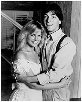 Jennifer Runyon Holding Man with Big Smile 8 x 10 Inch Photo at Amazon