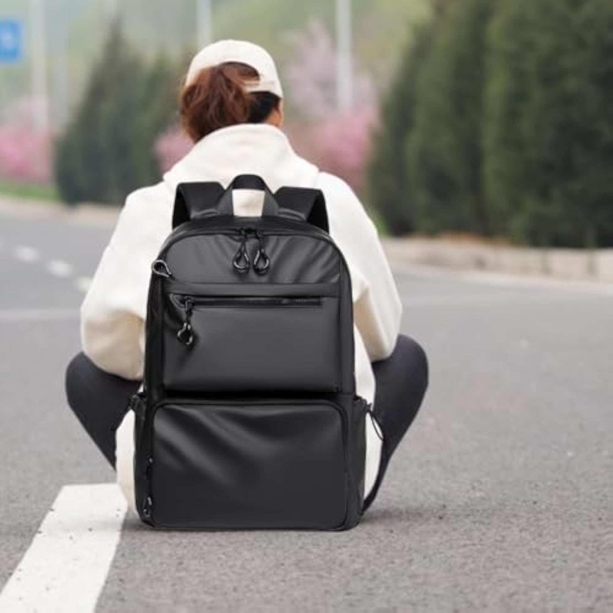 Men's Stylish Lightweight Daypack for Commuting & Hiking