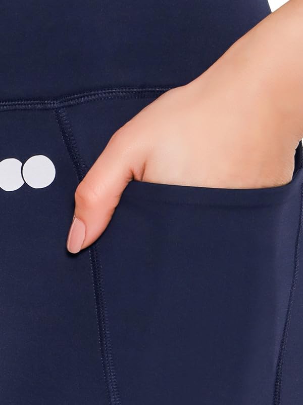 Image of Clovia Women's High Rise Snug-Fit High-Rise 4 Pocket Active Tights