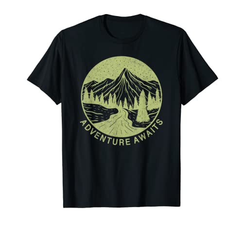 Adventure Awaits Vintage Montañas Viajes al aire libre Naturaleza Tee Camiseta