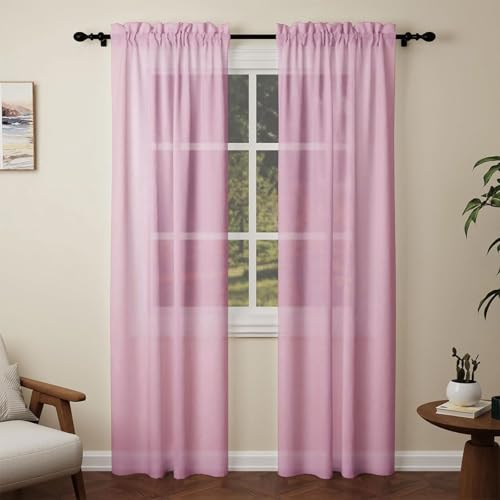 Cortinas salón modernas translúcidas para regular la luz natural 2