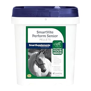 SmartVite Perform Senior Pellets | Vitamin E, Magnesium Supplement for Senior Horses | Includes Vitamin C, B Complex, Manganese, Biotin and More | 56 Servings | 12.5 lb Bucket