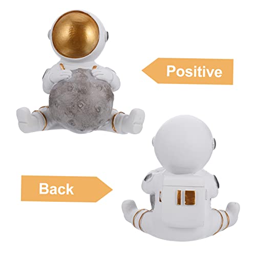 Didiseaon 1Pc Astronaut Ornaments Nordic Gifts For Men Outer Space Sculpture Resin Toy Sculpture Cake Ornament Astronaut Sculpture Astronaut Model Car Decor For Men Astronaut Figurines Resin #TOP4