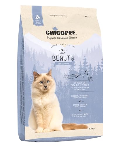 Chicopee Classic Nature Line | Adult Beauty | Katzenfutter trocken | Lachs & Geflügel | Haut & Fell, Omega-Fettsäuren, Vitamine | ohne Weizen | Inspiriert von der Natur Kanadas | 1,5 kg