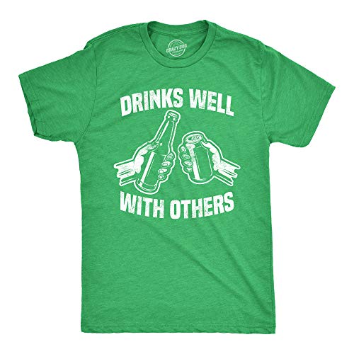 Mens Funny St Patricks Day Shirt – Drinks Well with Others Graphic Tee – Irish Drinking Party Outfit - Green - M