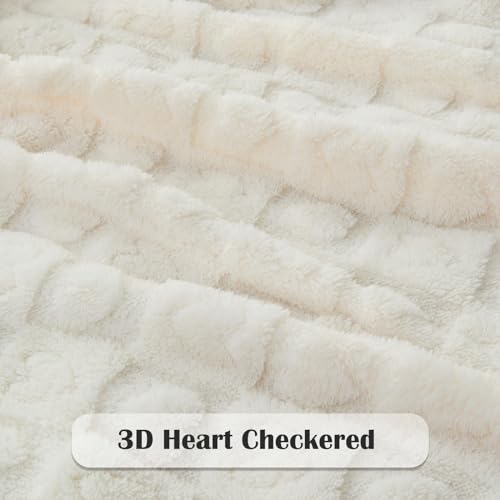 NEWCOSPLAY Super Soft Twin Blanket Ivory Premium Silky Flannel Fleece 3D Heart Checkered Lightweight Bed Blanket All Season Use (Ivory Heart, Twin(60"x80"))