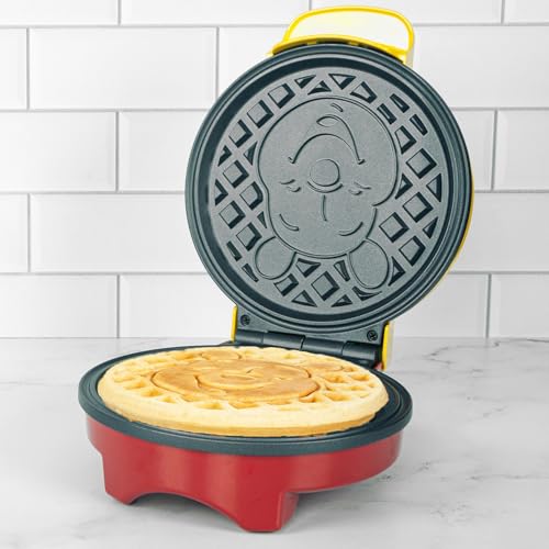 Image of Uncanny Brands Disney Winnie the Pooh Waffle Maker - Your Favorite Honey Bear on Your Waffles