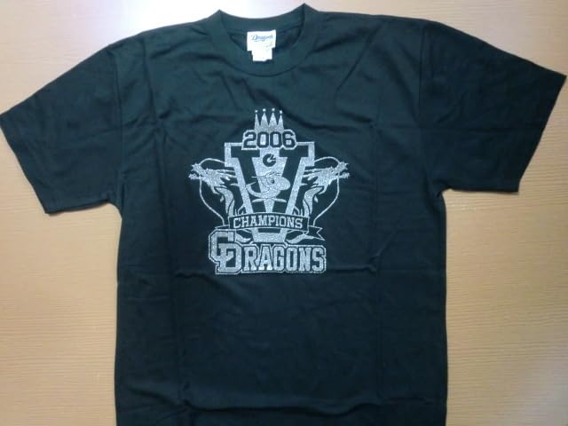 Amazon.co.jp: 中日 ドラゴンズ 2006 優勝記念 銀ラメ Tシャツ SIZE:L