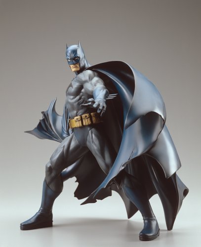 Batman Deluxe Vinyl Statue by Kotobukiya : Amazon.ca: Home