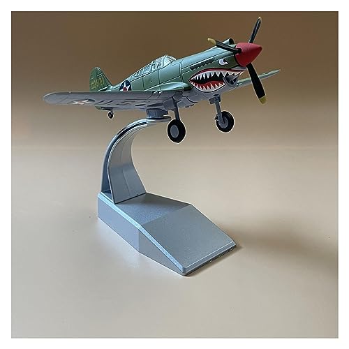 Maquette d'avion déco 1/72 en métal posée sur l'étagère d'une salle de jeux - 6