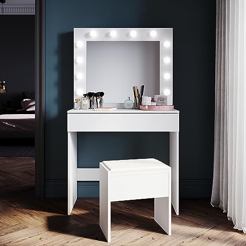 GIANTEX Set Tavolo Vanità A Scala Con Specchio Ribaltabile E Sgabello Imbottito - Scrivania Trucco Bianco E Oro Con Ripiani E Vani Portaoggetti, Struttura In Metallo Antiruggine, Piedini Regolabili - 2