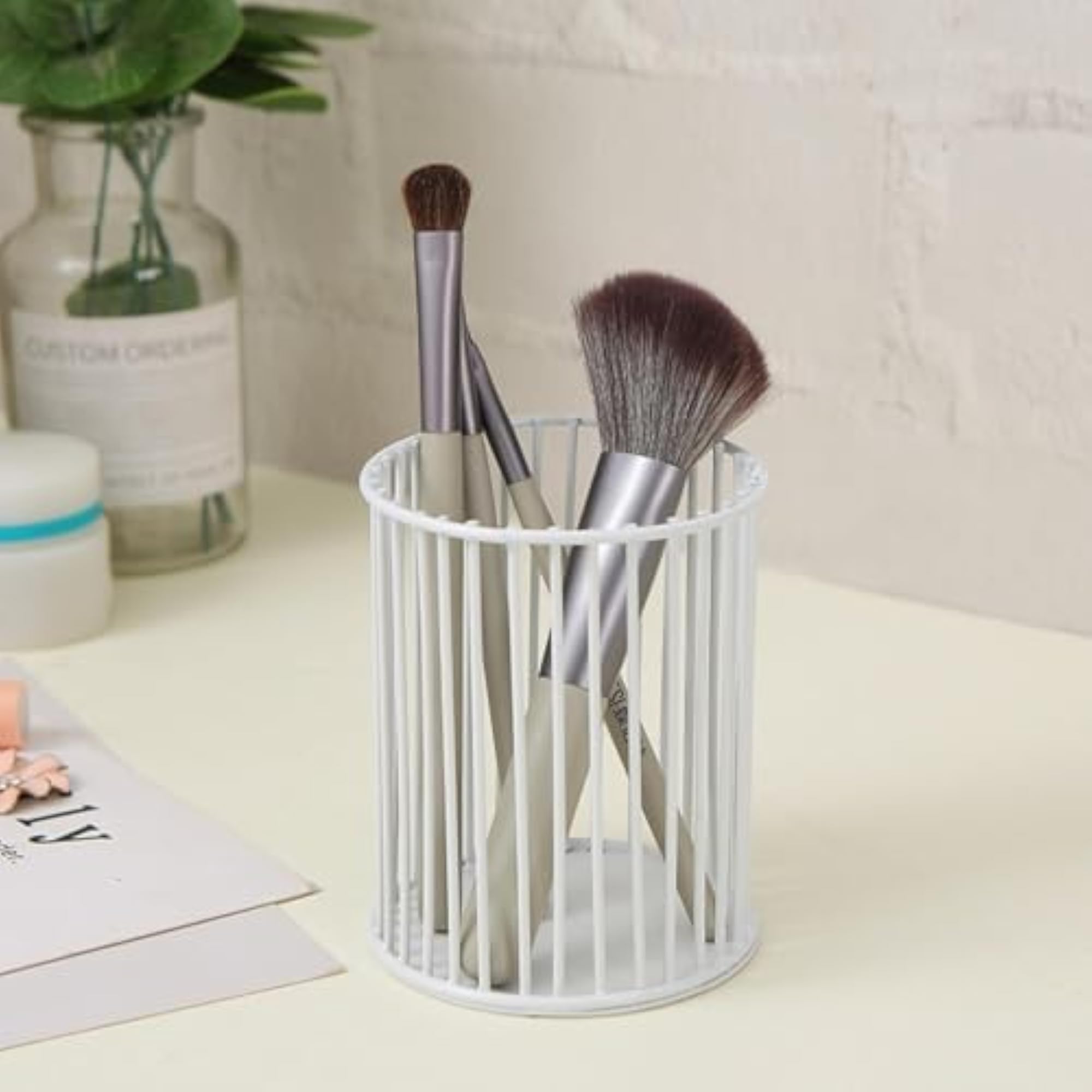 Metal Round Makeup Brush Holder Black Alabaster Organizer