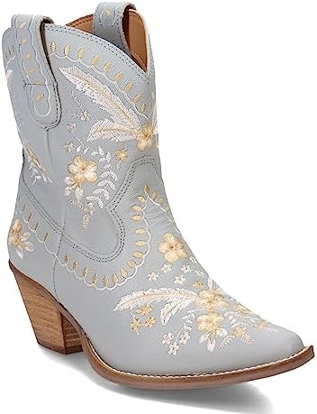 Dingo Women's Primrose Fashion Boot | Image 3