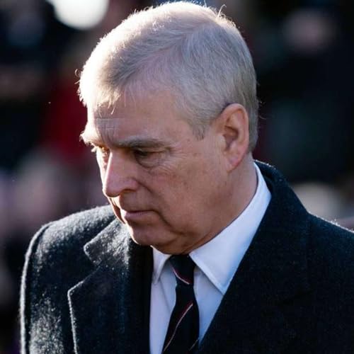 Macron Calls for Peace Talks, States Clash Over Immigration Policies, Calls to Strip Prince Andrew, Egypt Hosts Gaza Ceasefire Summit, and more... Podcast Por arte de portada