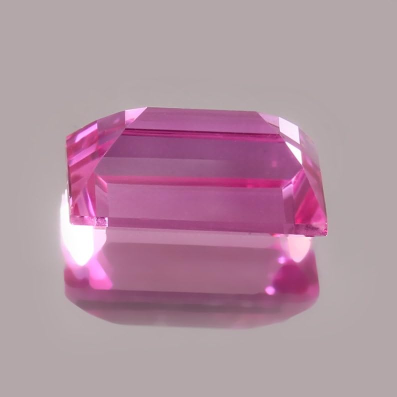 Saphir rose naturel 15x9mm en taille émeraude pour la création de bijoux uniques