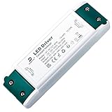 【Parámetros】 Entrada de CA 100-240 voltios. 50/60 Hz, salida CC de voltaje constante: 12 voltios, corriente de salida: 5000mA. Carga máxima: 60 vatios. Dimensiones: 140 * 45 * 27 mm; No regulable.