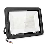 ★ Seguro y duradero: El Proyector Foco Led es exquisito y simple en mano de obra, y la máscara de aluminio de alta gama hace que la lámpara sea más resistente. Los focos de exterior son brillantes, pero no deslumbrantes y no deslumbran, lo que los hace más ecológicos.