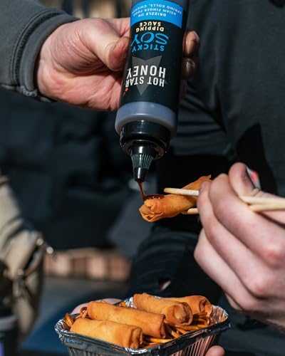 Hot Star Honey Sticky Soy Dipping Sauce - SWEET HONEY DIPPING SAUCE WITH GARLIC AND SOY - 100% NATURAL, NO ADDITIVES - DRIZZLE ON ASIAN FINGER FOOD SPRING ROLLS, CHICKEN – MAKE IN UK - 325g