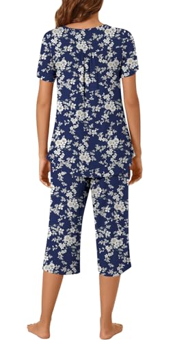 Image of Womens Summer Pajama Sets 2 Piece Short Sleeve Top and Capri Pants Plus Size Ladies Lounge Pjs Sets with Pockets