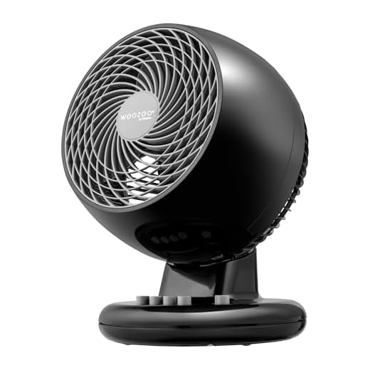 Iris Ohyama Woozoo, Ventilador de mesa silencioso, potente y portátil, 23m², Alcance 12m, Oscilación, inclinación vertical, Dormitorio - Woozoo PCF-M18 - Negro