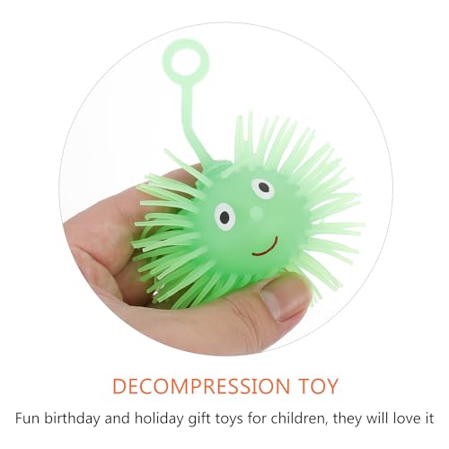 TOYMYTOY 5 stücke Leuchtende Kugel Ball Glühende Igel Elastizität Flash-Haar Ball Kinder Lustige Spielzeug (Gelegentliche Farbe)