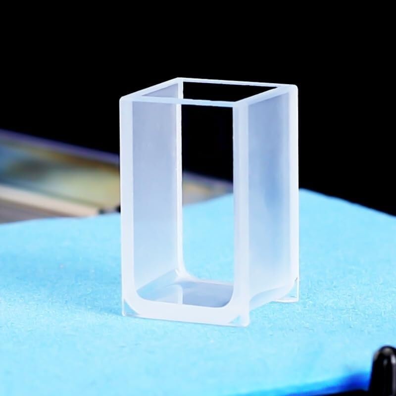 Miniaturowa kuweta kwarcowa o pojemności 1,5 ml — wysoce precyzyjna kuweta optyczna do spektrofotometrii UV-VIS, długość ścieżki 10 mm