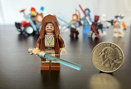 Star Wars Episodio 2 Clone Wars Minifigure - OBI-Wan Kenobi (accappatoio marrone e cappuccio) con spada laser edizione limitata - Lego - Immagine 2