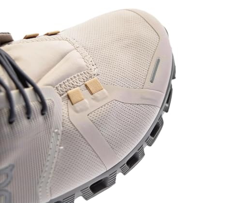 Image of On Women's Cloud 5 Waterproof Sneakers