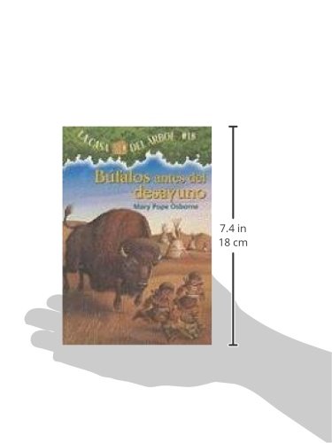 Bufalos Antes Del Desayuno / Buffalo Before Breakfast (La Casa Del Arbol / Magic Tree House, 18) (Spanish Edition) - Image 2