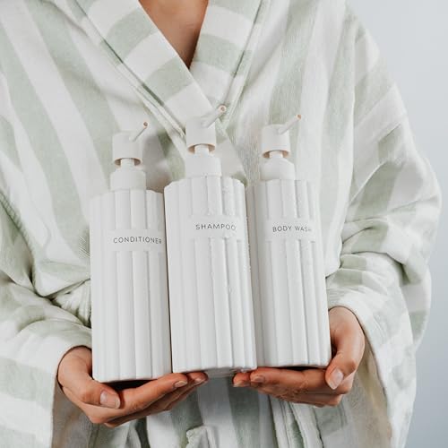 Stilvoller Shampoo- und Spülungsspender-Set mit 3 Stück – Moderne Duschseifenflaschen mit Pumpe und Etiketten – einfach zu befüllender Duschwaschspender für EIN sofortiges Badezimmer-Dekor-Upgrade