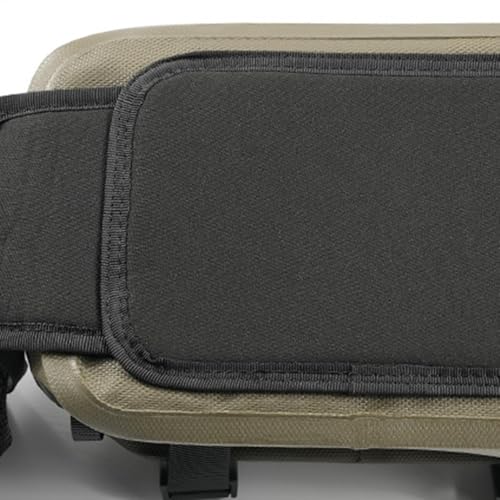 Mochila de pecho compacta e impermeable con acabados técnicos de alta densidad 6