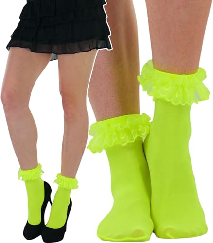 Image of ToBeInStyle Women's Indie Girl Ruffle Trim Heart Net Design Ankle High Fashion Socks