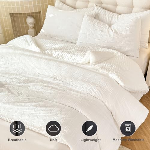 Image of tohrisa Boho Comforter Set Queen Size Striped Pleats Bohemian Seersucker Bedding Set All Season Soft Cozy 3 Pieces Quilt with 2 Pillowcases(90 inchX90 inch White)